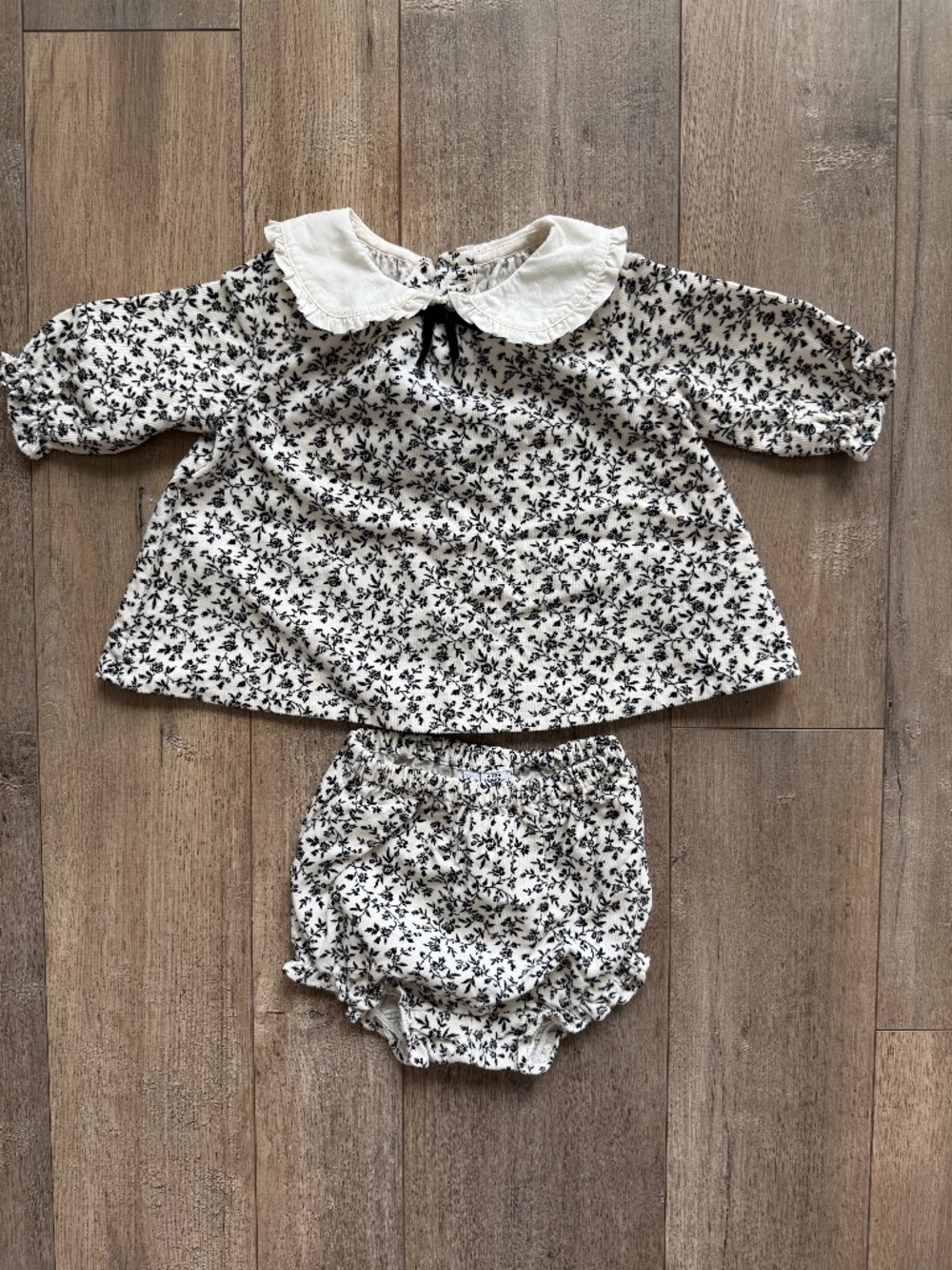 Janie and Jack black white floral long sleeve Peter Pan collar dress bloomers